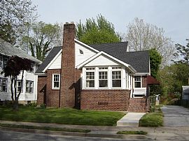 Small 2 Bedroom Home on Riverbank in Penns Grove, NJ