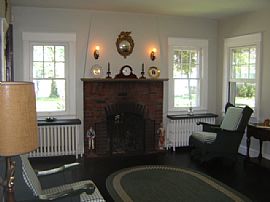 Small 2 Bedroom Home on Riverbank in Penns Grove, NJ (Photo 4 of 5)