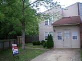 Immaculate 3 Bedroom Townhouse with Great Extras! in Virginia Beach, VA (Photo 1 of 6)