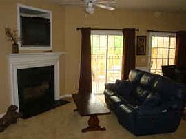 Great 3 Bedroom Townhouse in Nice Area and Great Location in Greenville, SC (Photo 1 of 4)