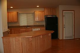 3 Bedrooms ,2.5 Baths Near Boeing Field Everett Wa  in Everett, WA (Photo 4 of 12)