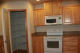 3 Bedrooms ,2.5 Baths Near Boeing Field Everett Wa  in Everett, WA (Photo 7 of 12)
