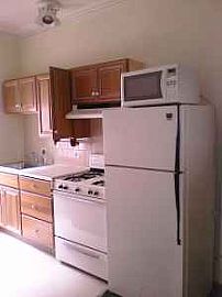 Lovely, Renovated, Furnished Studio - Available Now - $665  in Philadelphia, PA (Photo 4 of 5)