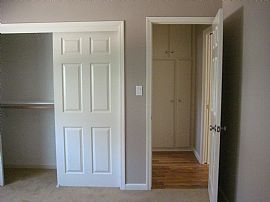 Spacious 1 Bedroom Apartment in Amazing Location!  in Orange, CA (Photo 5 of 7)
