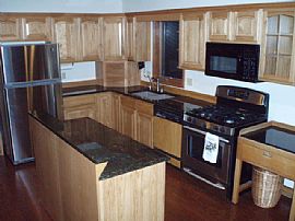 Quaint 4 Bedroom Home on Lake Wisconsin in Poynette, WI (Photo 3 of 6)