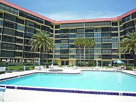 Beautiful 2 Bedroom Beach Front Condo with Wrap Around Balcony in Redington Shores, FL