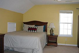 Perfect 4 Bedroom Family Home in Swim - Tennis Community  in Fayetteville, GA (Photo 9 of 11)