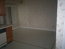 Sublime 3 Bedroom Home in Quiet Neighborhood in Greensboro, NC (Photo 4 of 11)