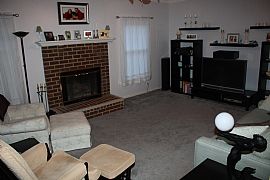 Large 3 Bedroom Townhouse in Cypress Point Golf Community  in Virginia Beach, VA (Photo 4 of 5)