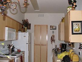 Silver Creek Condo 1 Bd 1 Bth "Nice" in Reno, NV (Photo 4 of 9)
