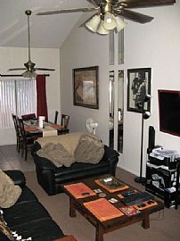 Terrific 3 Bedroom Townhouse 1st Month = Rent Half Off in Mesa, AZ