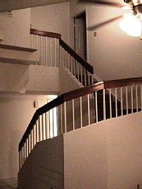 Terrific 3 Bedroom Townhouse 1st Month = Rent Half Off in Mesa, AZ (Photo 4 of 4)