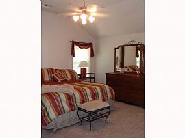 Awesome Upscale 4/2/2 Settlers' Crossing - Deer Creek Schools in Edmond, OK (Photo 9 of 12)