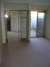 Attractive 2 Bedroom Condo with No Credit Check Needed in Phoenix, AZ (Photo 3 of 7)