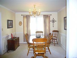 903 Edgewater Drive in Newport News, VA (Photo 3 of 6)