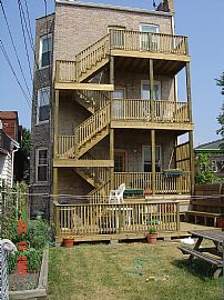 Stunning 3 Bedroom Apartment Laundry Included! in Chicago, IL (Photo 4 of 4)