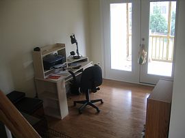 End Unit Townhome Near Crabtree Valley Mall in Raleigh, NC (Photo 7 of 11)