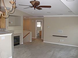 2 Bedroom, W/garage - San Marcos / Uc San Marcos  in San Marcos, CA