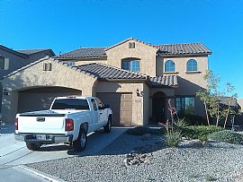 $1300 / 5br - New Highly Upgraded 3600 Sq Ft Family Home (tarte in Buckeye, AZ