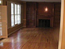 Beautiful Home in Park Like Setting in Jonesboro, GA (Photo 5 of 8)