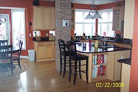 Spacious 4 Bedroom Home on 2.5 Acres with Stocked Pond in Liberty Township, OH (Photo 6 of 10)