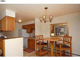 Beautiful 2 Bedroom Top Floor Condo - Recently Remodeled  in Boulder, CO (Photo 2 of 6)