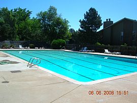 Beautiful 2 Bedroom Top Floor Condo - Recently Remodeled  in Boulder, CO (Photo 6 of 6)