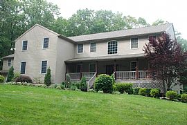 Roomy 5 Bedroom Home with  All The Upgrades and 5 Car Garage in Riegelsville, PA