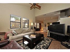 Amazing 2 Bedroom Home in Cinnamon Sola in Austin, TX (Photo 4 of 6)