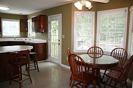 Beautiful 4 Bedroom Family Home in Quiet Neighborhood in Calera, AL (Photo 2 of 5)