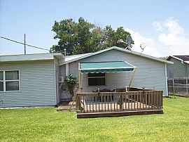 Great 4 Bedroom Home with Bonus Room - One Block From Lake Toho in Saint Cloud, FL (Photo 2 of 5)