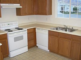 Cute 3 Bedroom Home on Cul-De-Sac - Can Work with Credit Problem in Reno, NV (Photo 4 of 4)