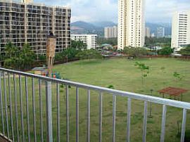 Spacious 1 Bedroom Condo in Central Salt Lake with Great View  in Honolulu, HI
