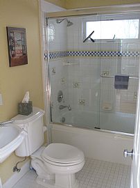 Pristine 4 Bedroom Home Near Stanford University in Menlo Park, CA (Photo 10 of 12)