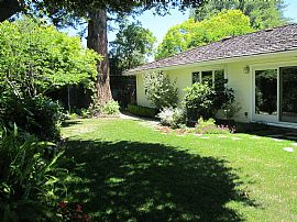 Pristine 4 Bedroom Home Near Stanford University in Menlo Park, CA (Photo 2 of 12)