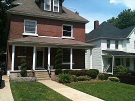 Historic 5 Bedroom Rehabbed Home in City  in Saint Louis, MO (Photo 6 of 6)