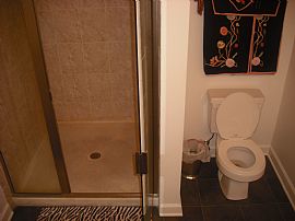 Nice 2 Bedroom Condo with Brilliant View in Museum District  in Chicago, IL (Photo 7 of 12)