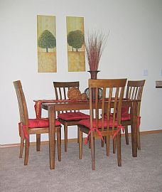 Newer Townhomes  Near Tacoma Mall in Tacoma, WA (Photo 4 of 6)