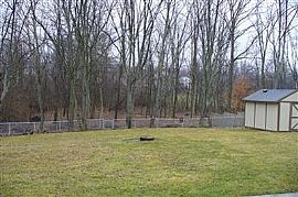 Spacious 4 Bedroom, 2 Story Home with 2 Car Garage in Liberty Township, OH (Photo 2 of 6)