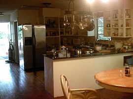 Large Historic 4 Bedroom Home in Lake Isabella Historic District in Lake City, FL (Photo 3 of 3)