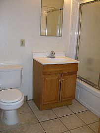 Newly Renovated  2bed/1 Bath Close to Uc Davis in Davis, CA (Photo 5 of 7)