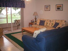 New, Immaculate 2 Bedroom Duplex Home - Furnished  in Lake Placid, FL (Photo 3 of 6)