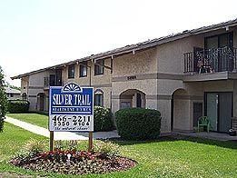 Outstanding 2 Bedroom Apartment with  Balcony and Parking in Milwaukee, WI