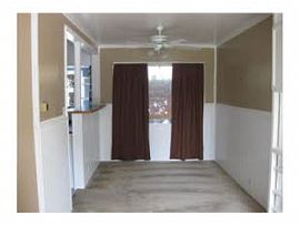 A Great 4 Bedroom Home For Single Family in Monrovia, CA (Photo 3 of 4)