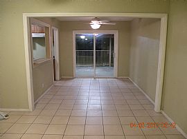Large, Clean, 3 Bedroom Home with Large Backyard and Shed in Las Vegas, NV (Photo 4 of 4)