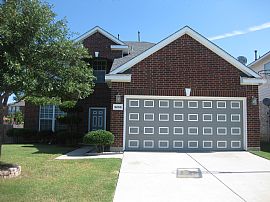 4 Bedroom Home - Everything Upgraded in Fort Worth, TX (Photo 2 of 12)