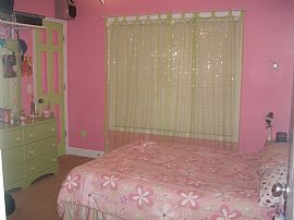 Beautiful 5 Bedroom Home with Split Floor Plan in Sumter, SC (Photo 5 of 10)