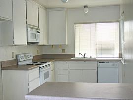 Outstanding 2 Bedroom Condo with 1-Car Garage in Walnut, CA (Photo 2 of 9)