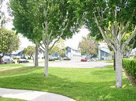 Outstanding 2 Bedroom Condo with 1-Car Garage in Walnut, CA (Photo 7 of 9)