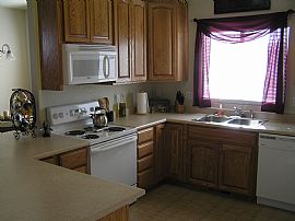 Beautiful 3 Bedroom Family Home - Very Well Maintained  in Cheyenne, WY (Photo 4 of 5)